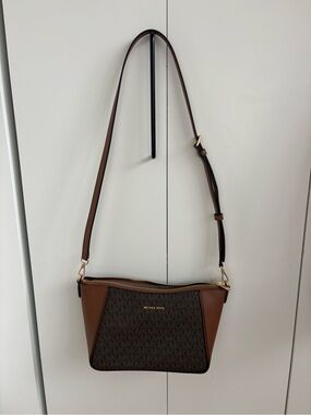 Michael Kors Brown Signature Bag
